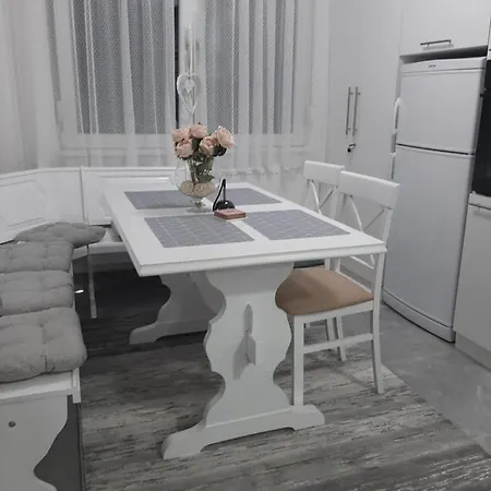 Apartment Carev Dvor *