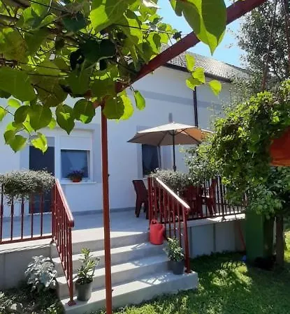 Carev Dvor Apartment