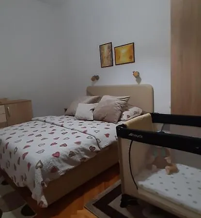 Carev Dvor Apartment Vrdnik