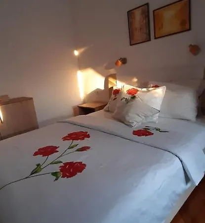 Carev Dvor Vrdnik
