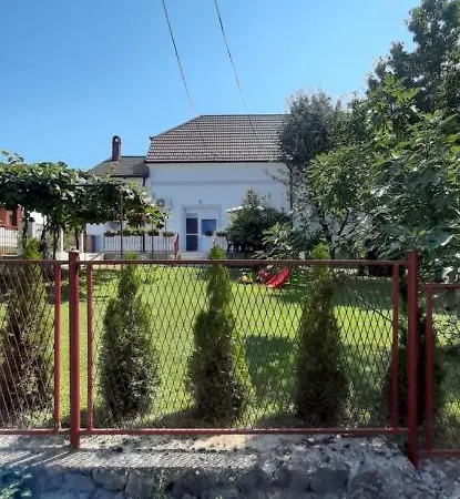 Carev Dvor Apartment Vrdnik