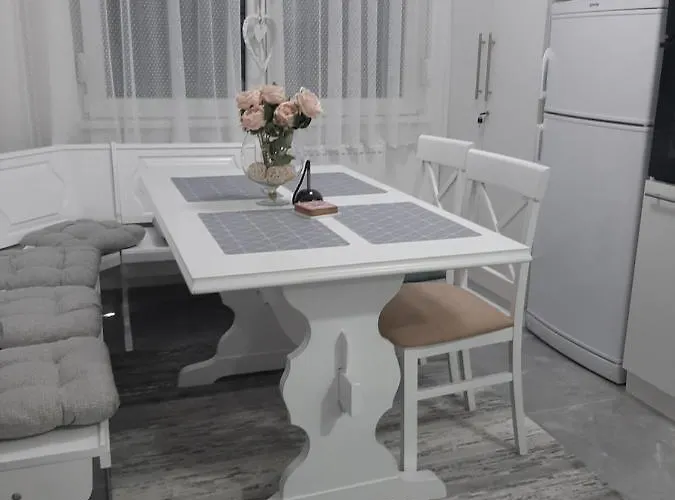 Apartman Carev Dvor *